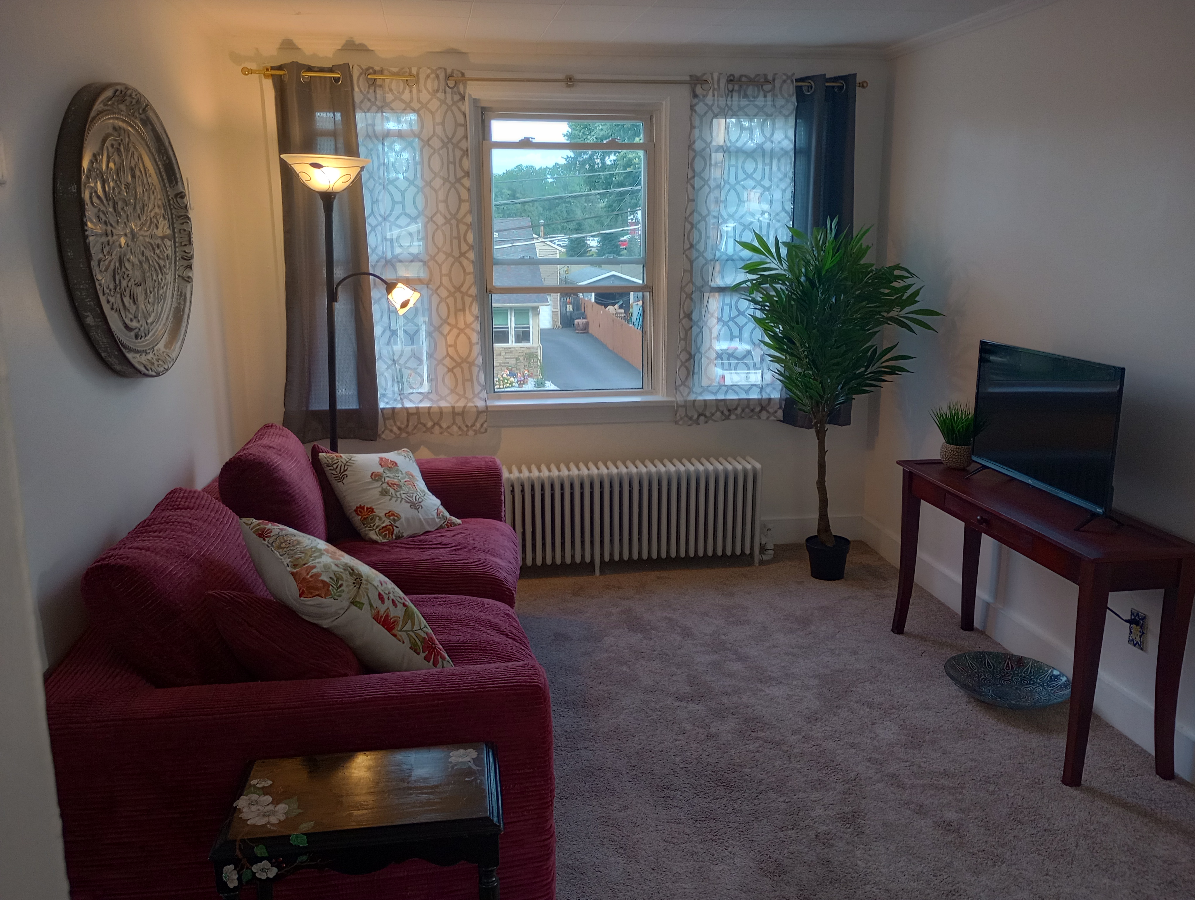 A New Orleans Style Home in Quiet Upstairs Flat - Photo 3