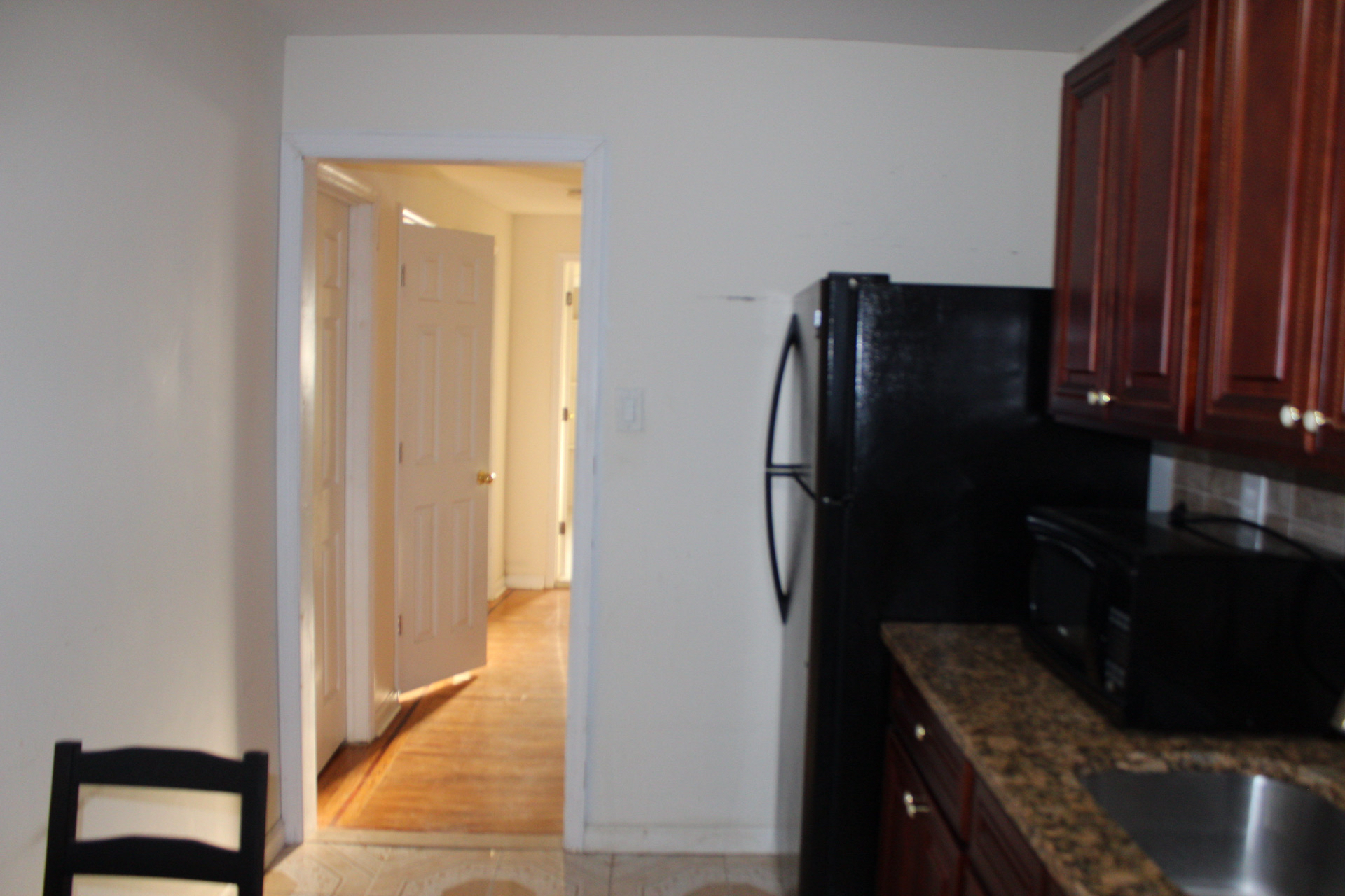 Spacious 1BR Near UBS Arena | 2 Min Walk to LIRR | Parking & Utilities Included - Photo 11