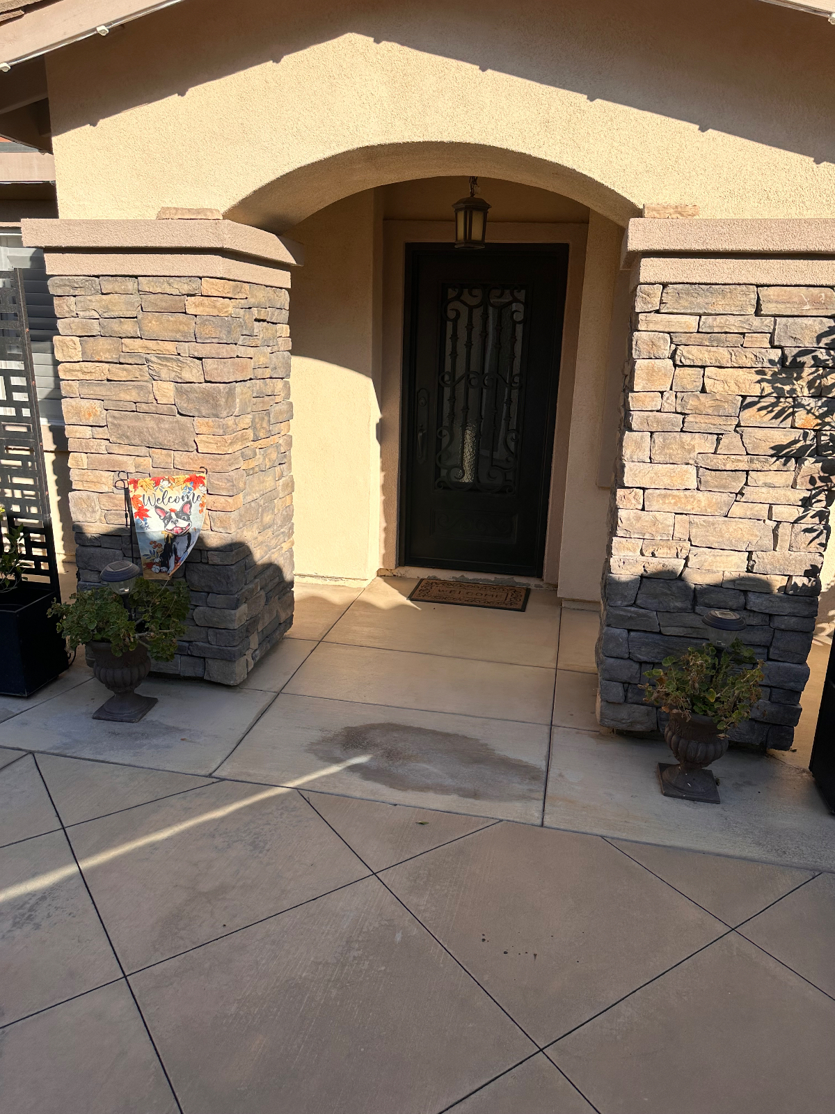 Jeans Home Away From Home In one of the most desirable cities in Orange County, California - Photo 2