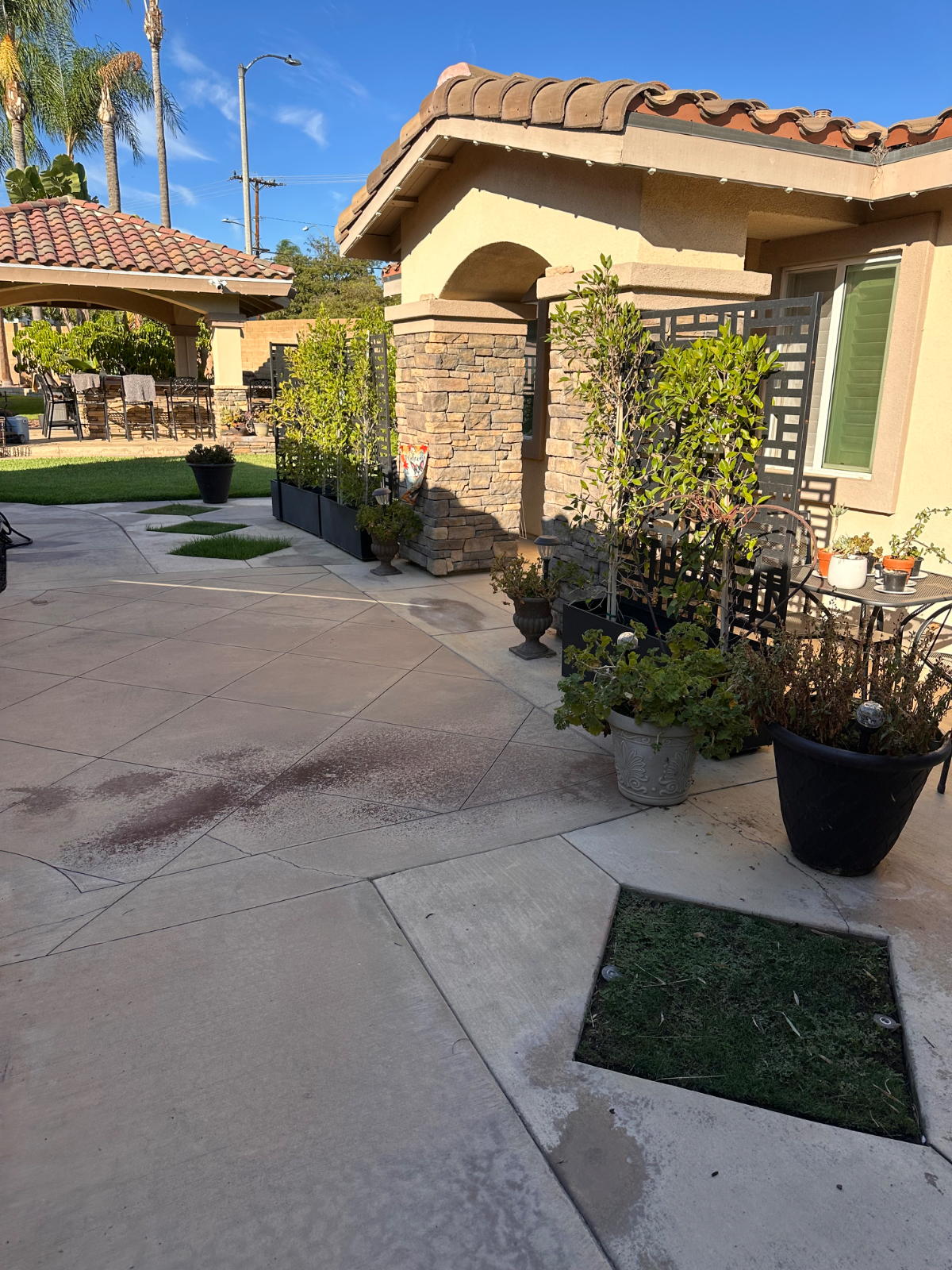 Jeans Home Away From Home In one of the most desirable cities in Orange County, California - Photo 3