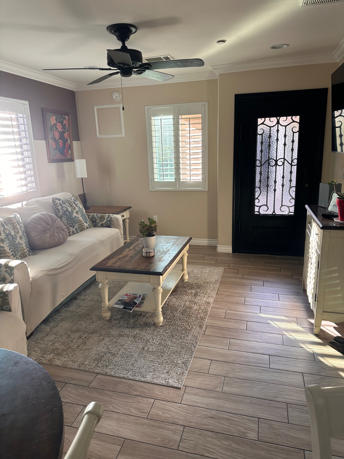 Jeans Home Away From Home In one of the most desirable cities in Orange County, California - Photo 5