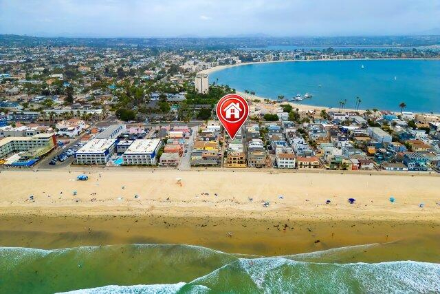 Steps To the Sand, A Remodeled 2-Bedroom 1 Bath Cottage Near the Boardwalk - Photo 2