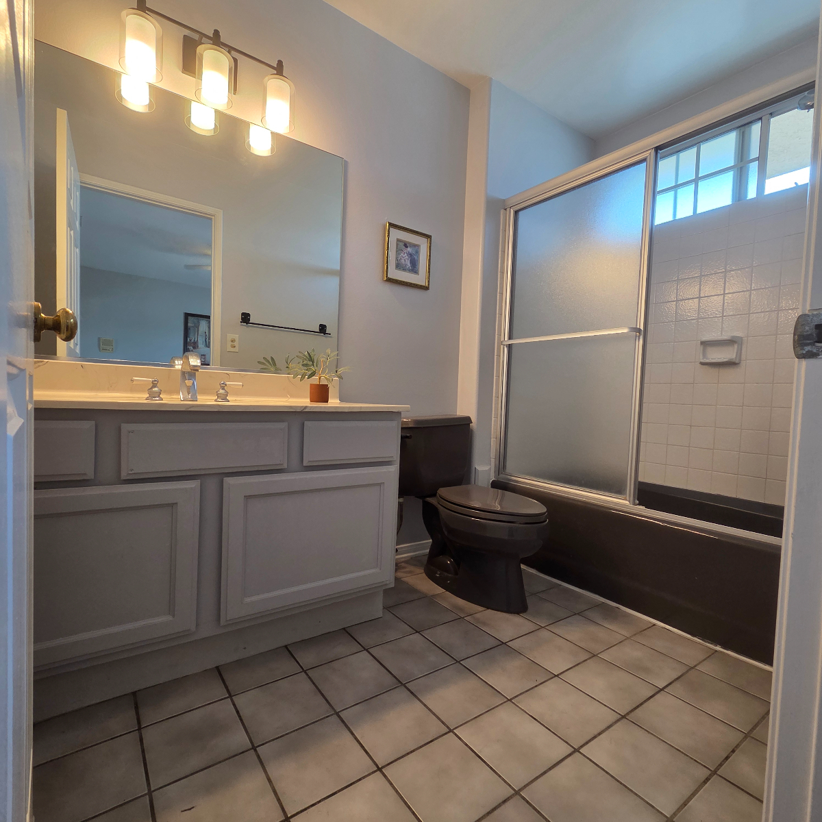 Private Furnished Room & Bath - Minutes from LAX & Beaches - Photo 3
