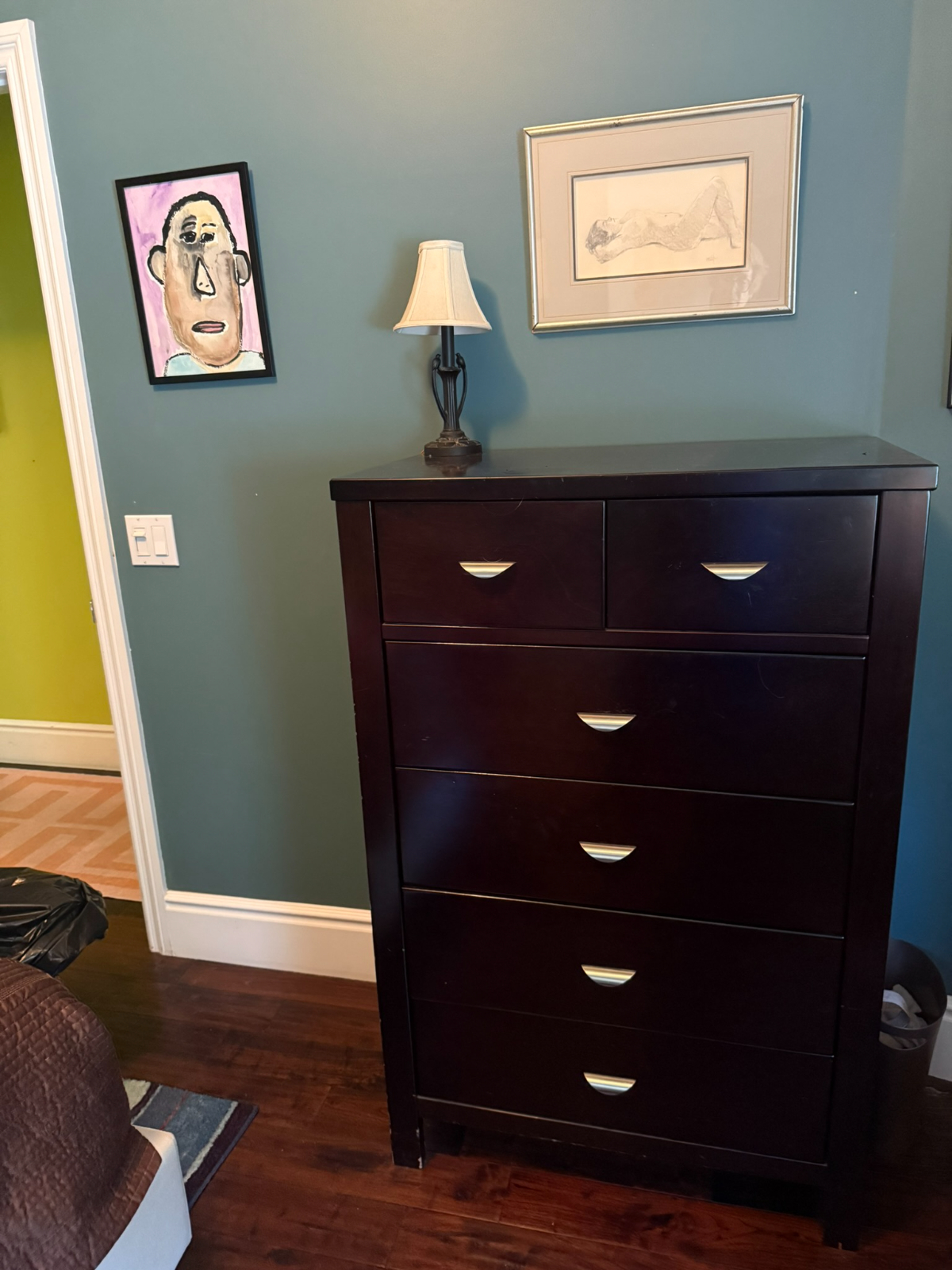 Sweet, cozy room in quirky, cute apartment close to everything in a vibrant and diverse neighborhood. - Photo 6