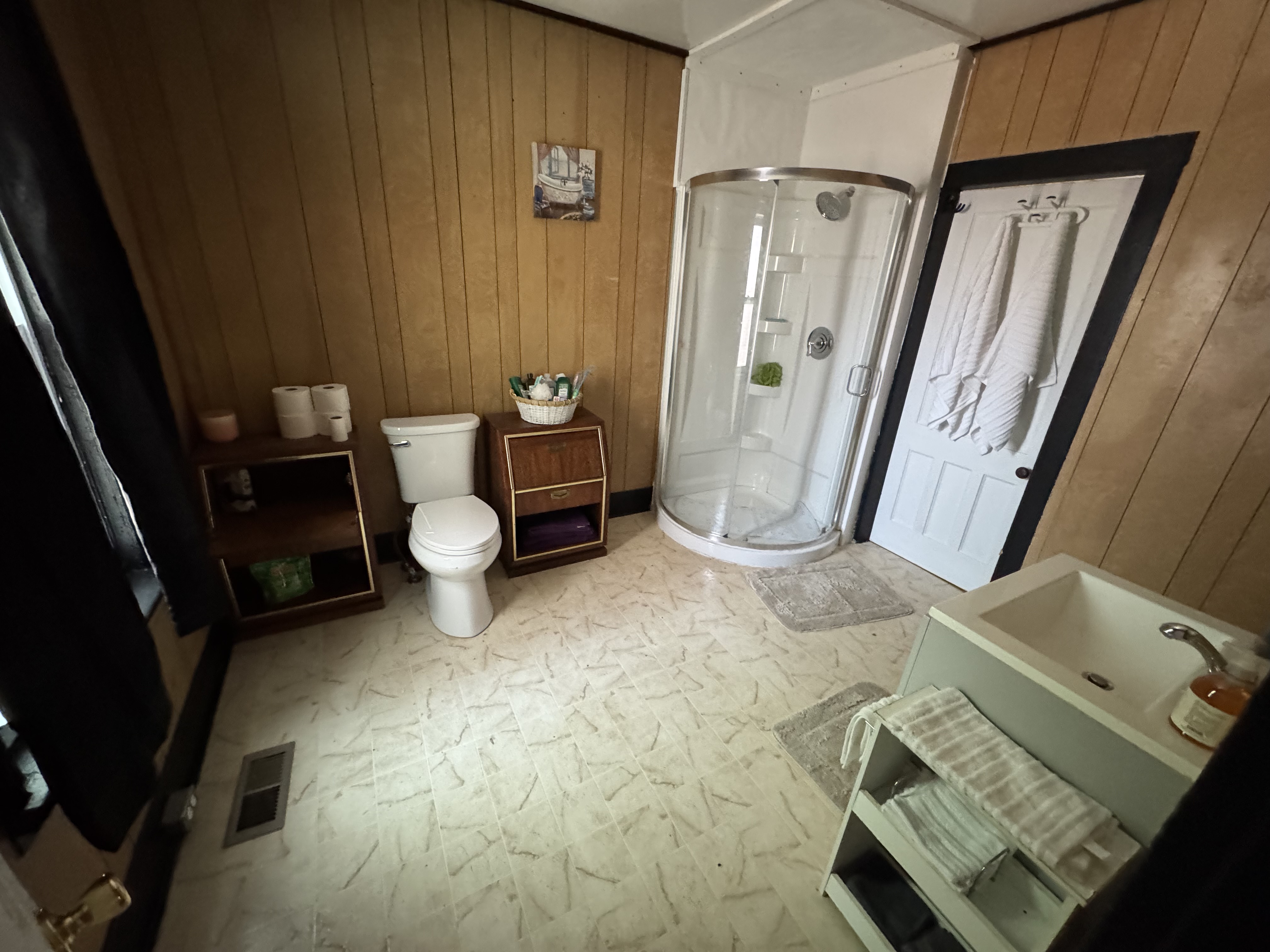 2 Bedroom Private Fully Furnished Apartment - Photo 10