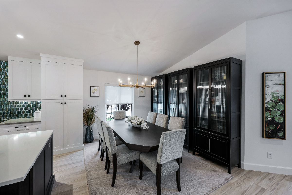 Naples Park 3BR | Private Pool & Spa | Near Vanderbilt Beach | 2 King Beds | Fully Furnished - Photo 4