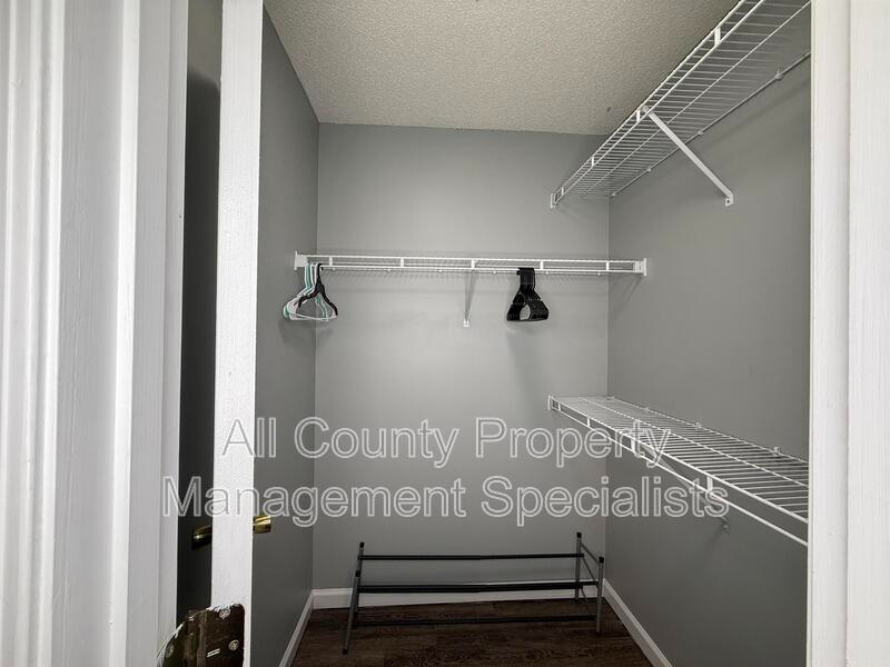 Minutes from Downtown Columbia - Photo 8