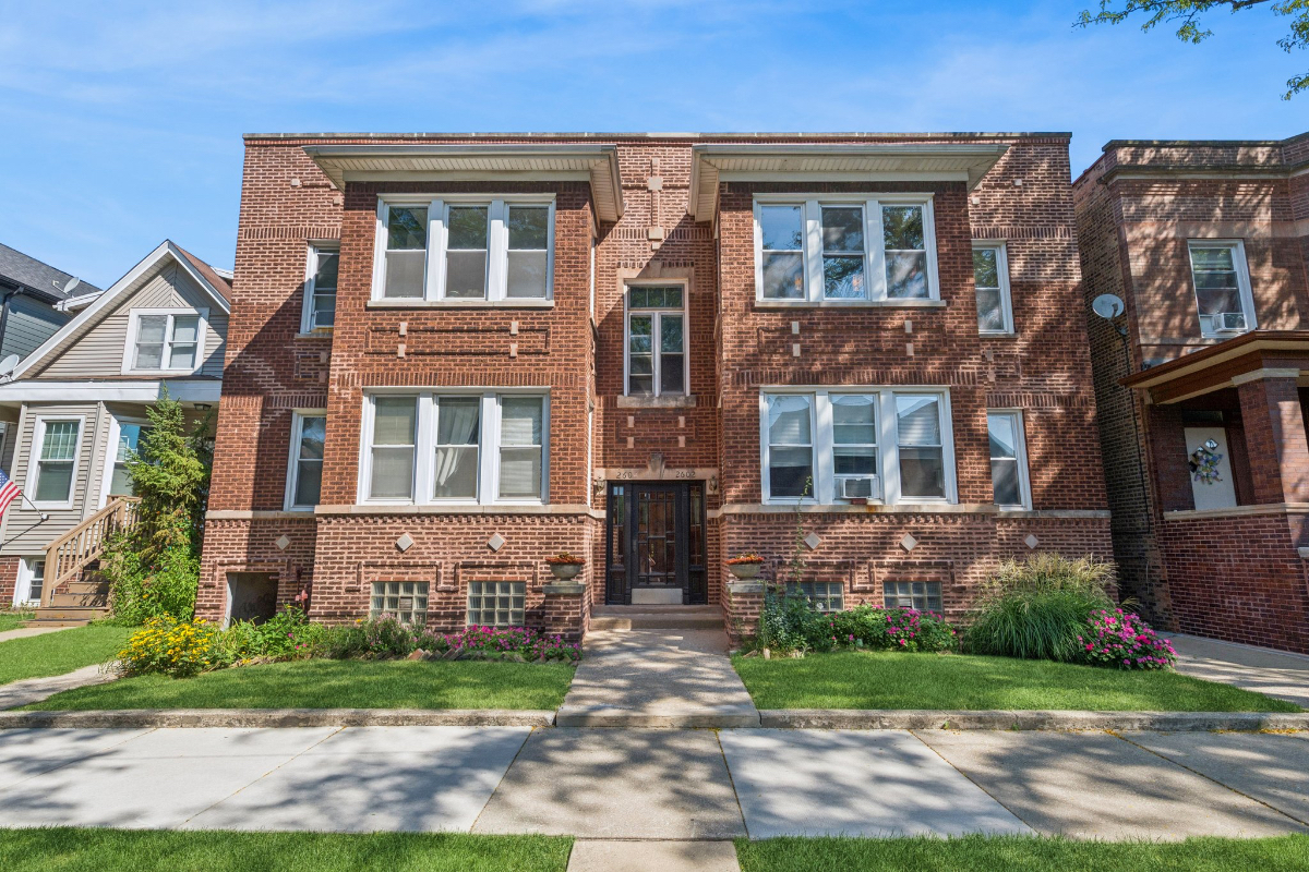 Vintage Two Bedroom Apartment on a Beautiful Tree-Lined Street in Lincoln Square