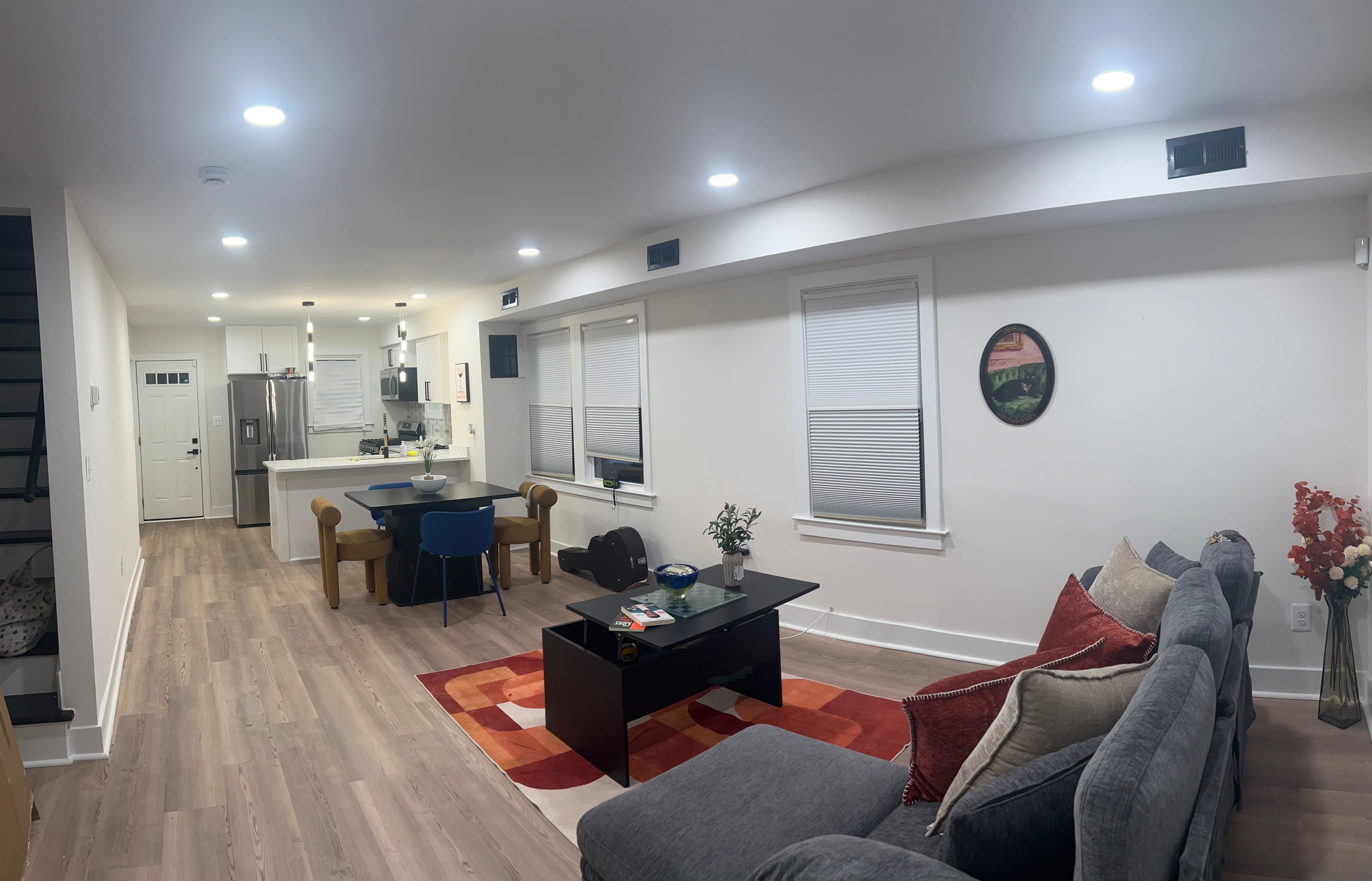Bright Private Room in Updated Home with Spacious Shared Areas l Near Medical Facilities - Photo 3