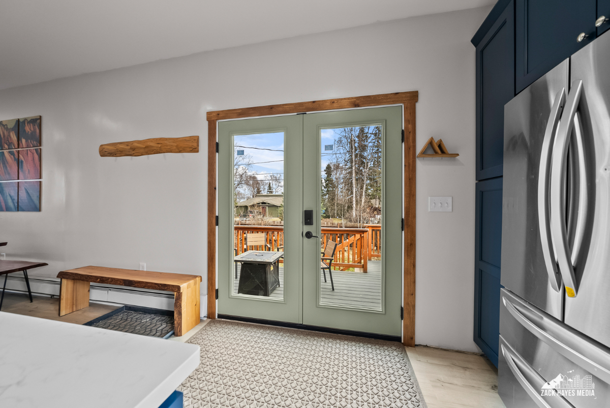 Solstice Retreat - utilities included, pet friendly - Photo 5