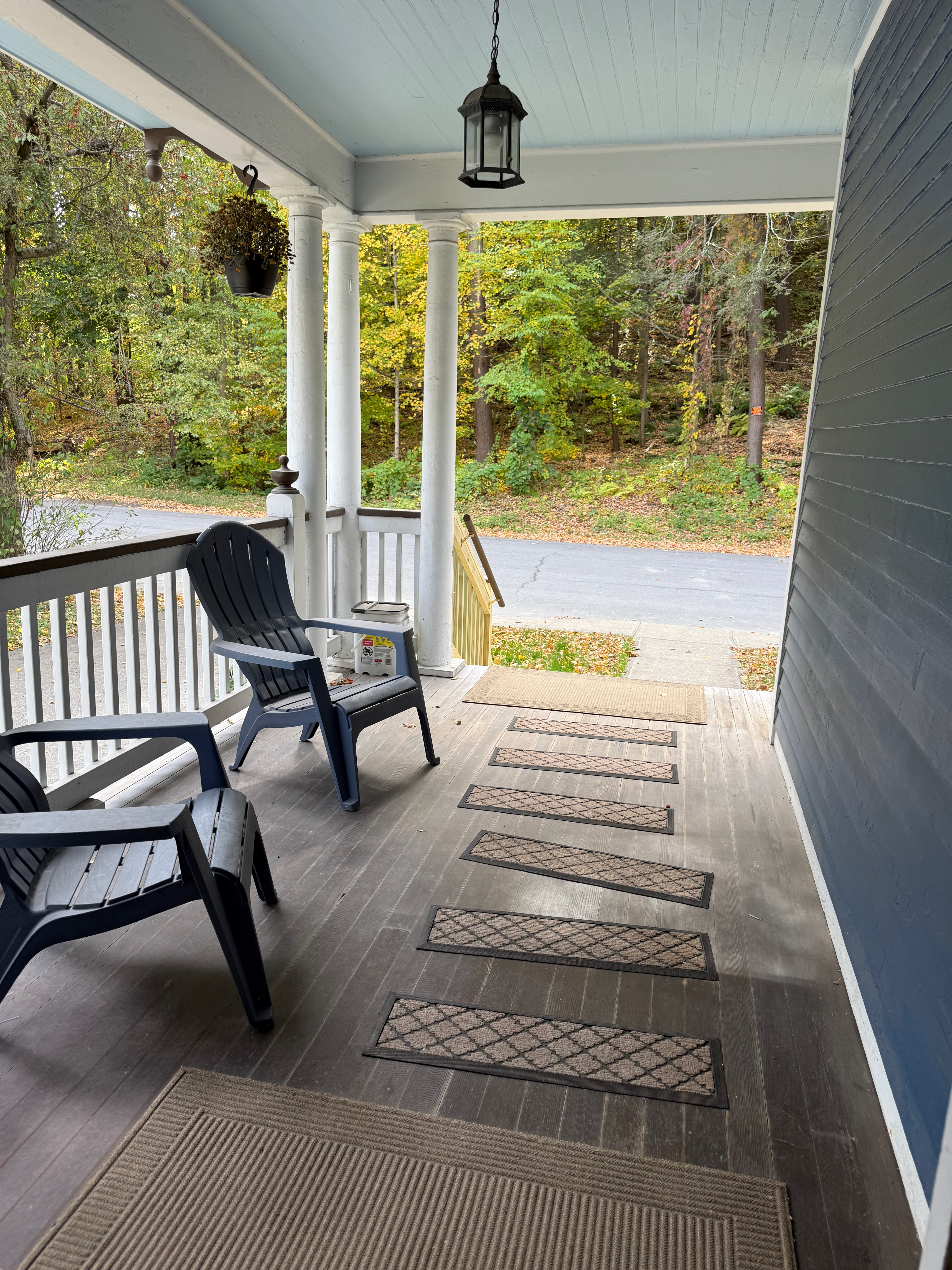 Charming Restored 3 Bedroom Brattleboro Home-Walk to Hospital & Downtown - Photo 4