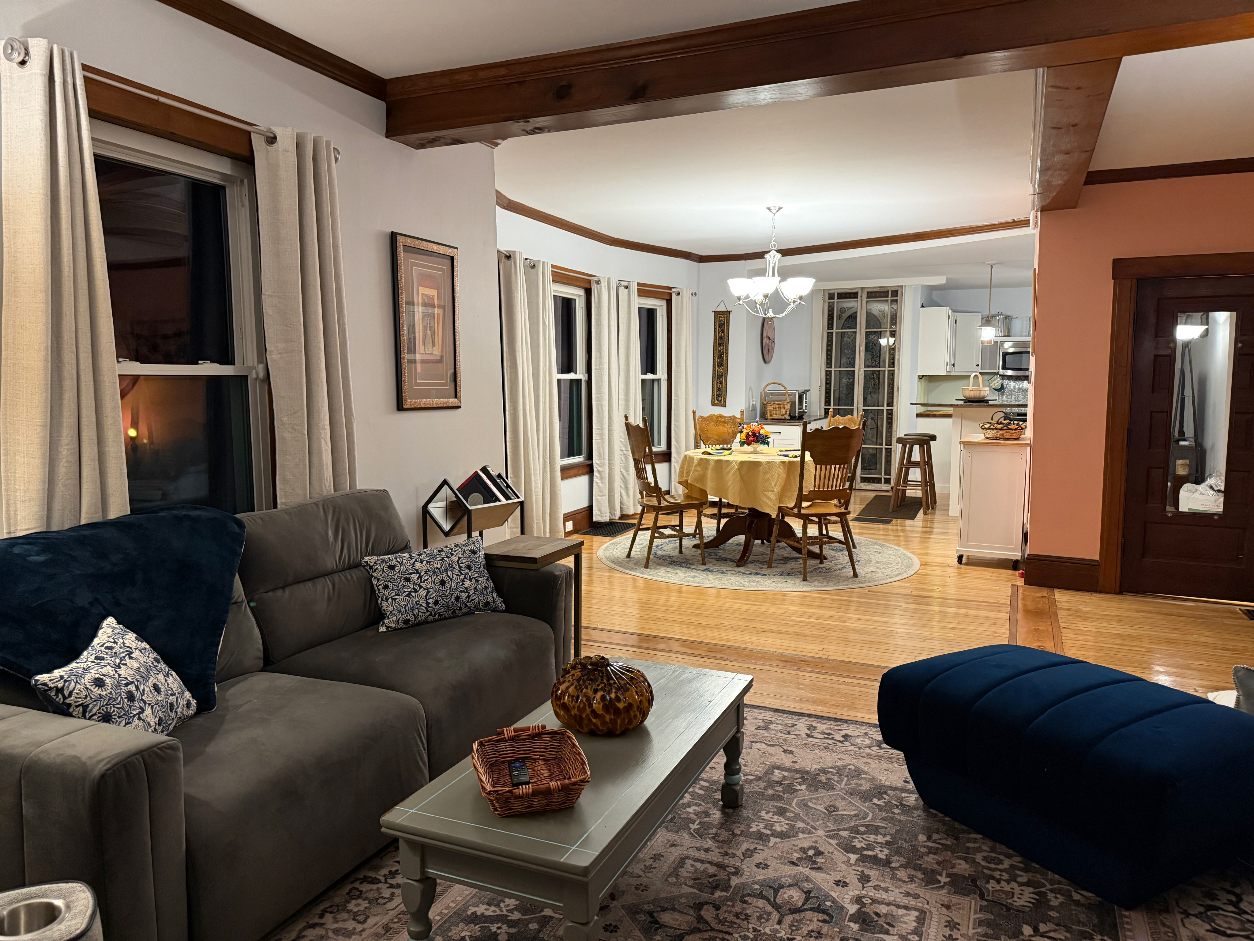 Charming Restored 3 Bedroom Brattleboro Home-Walk to Hospital & Downtown - Photo 8