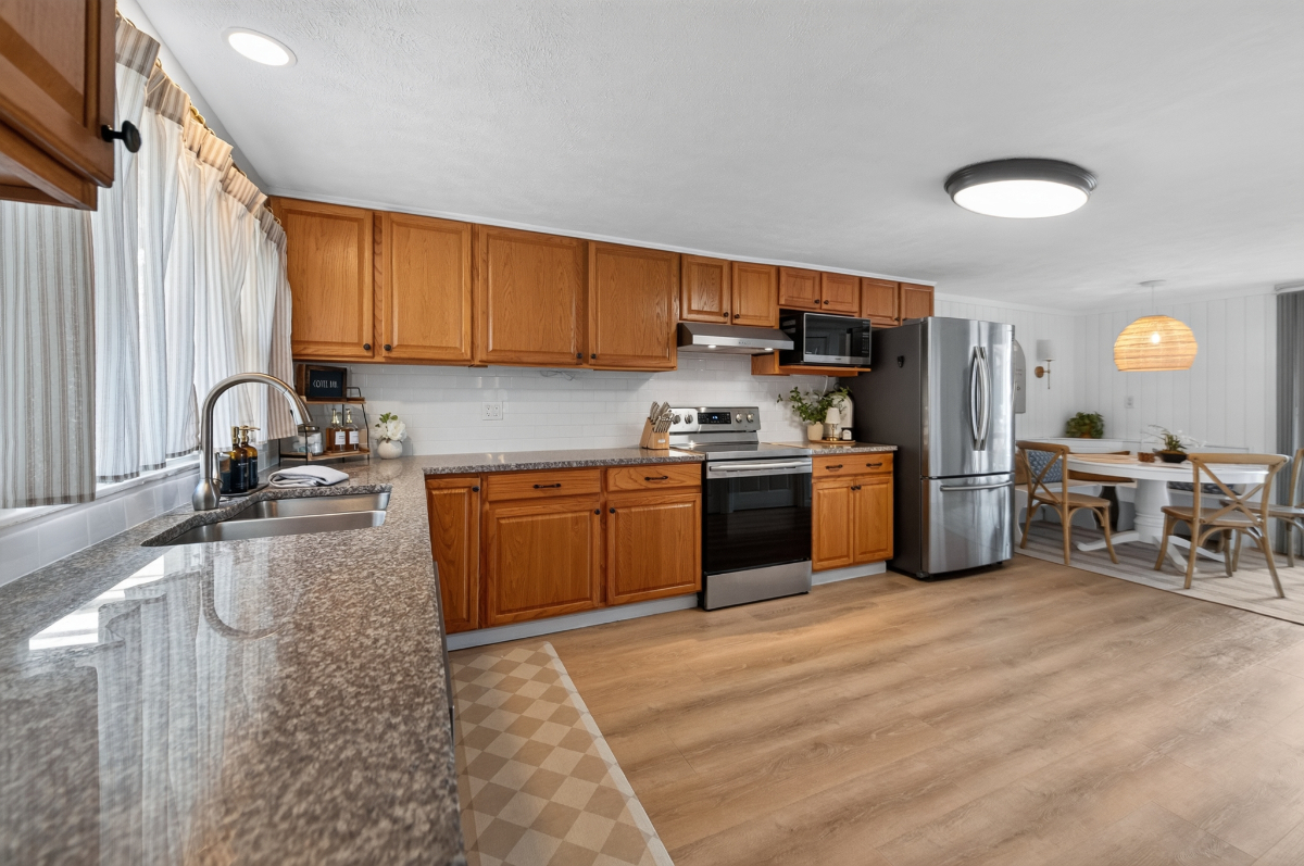 Lakefront Living on Oneida Lake|Furnished 3BR/1.5B Near Syracuse, NY - Photo 12