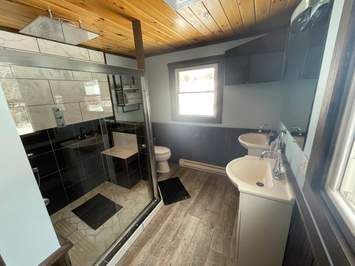 Newly remodeled 2B/2B - Photo 6