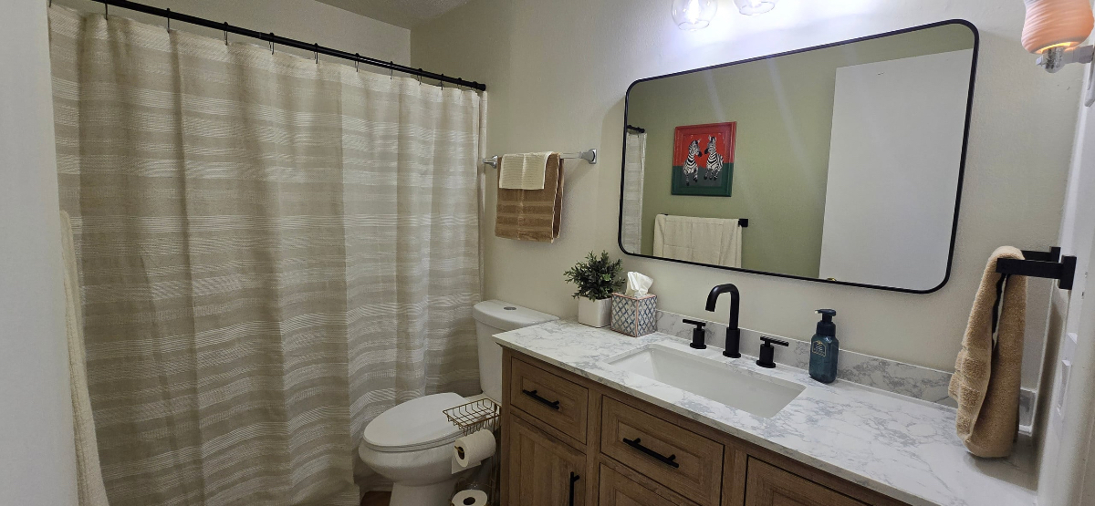 Fully Furnished Sandy Retreat | 30+ Days or Long-Term - Photo 9