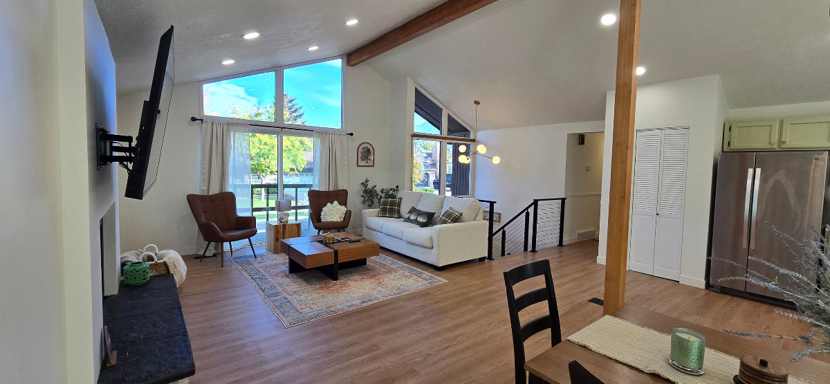 Fully Furnished Sandy Retreat | 30+ Days or Long-Term - Photo 2