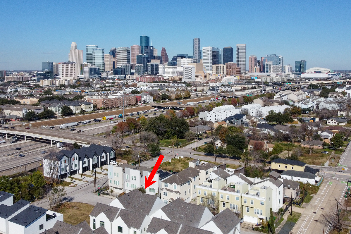 Minutes to the Med-Center & Downtown Houston - Photo 2