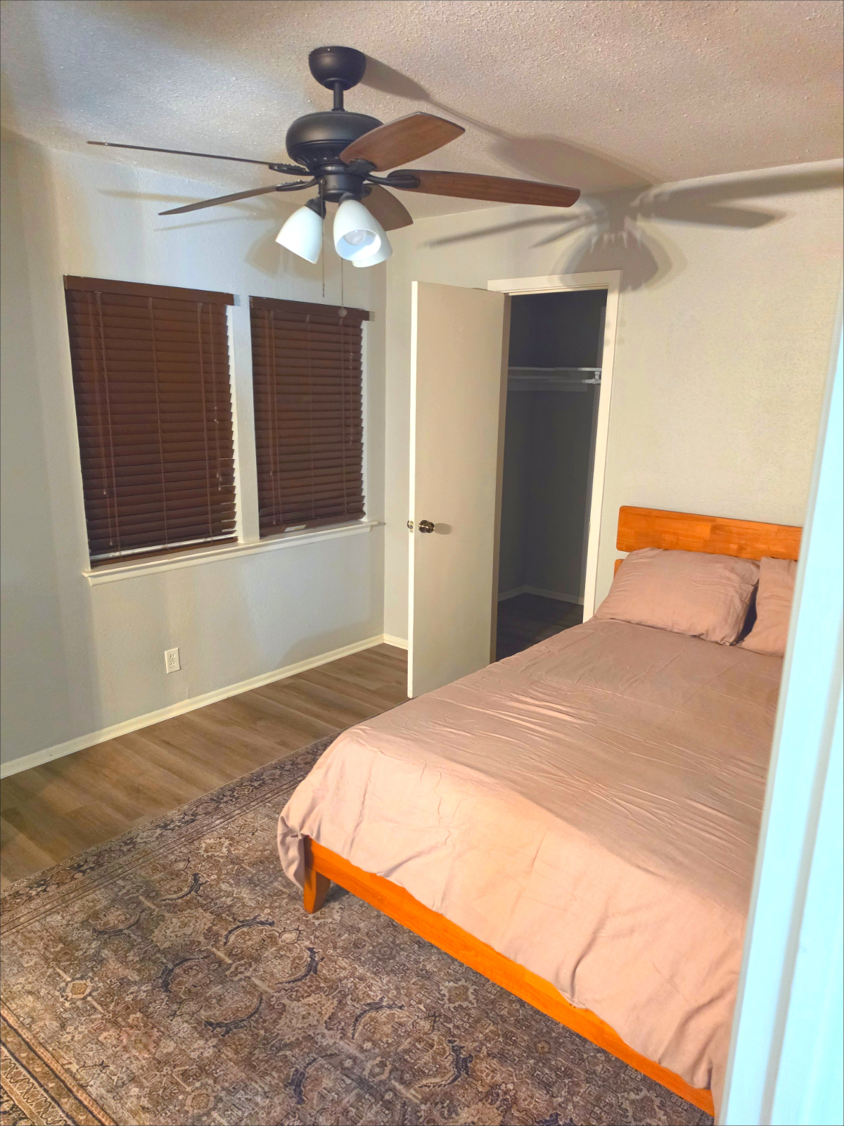Your Comfortable Home Away from Home in San Antonio - Photo 12