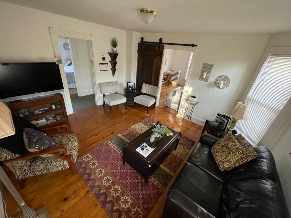 Historic Charm Meets Extended-Stay Comfort... Work, Relax and Feel at Home in Lakewood - Photo 3