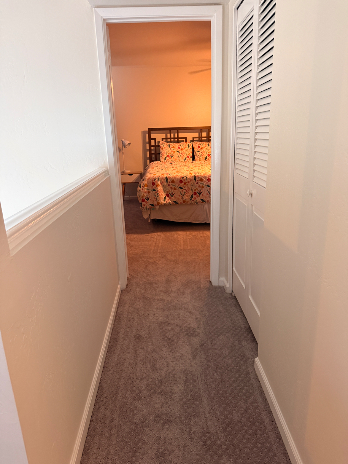 Mid-Century Townhome upstairs unit available - Photo 11