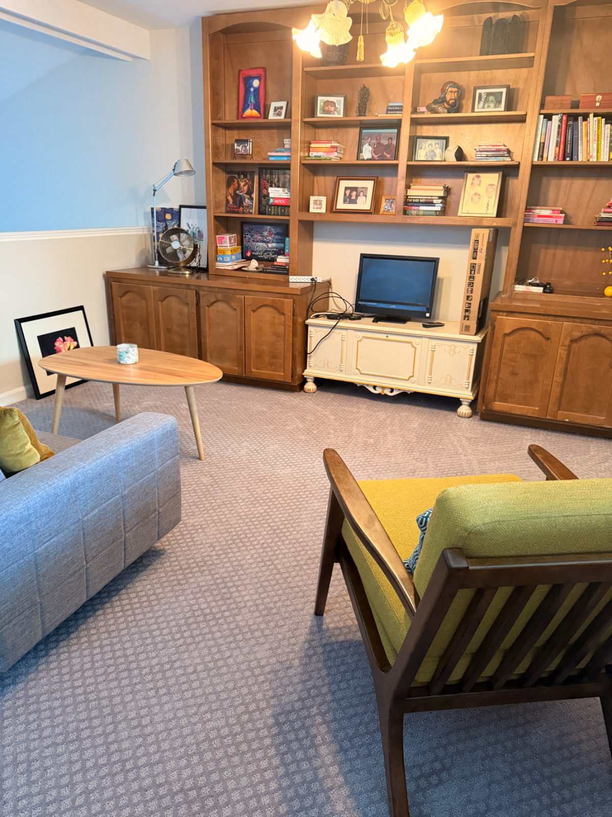 Mid-Century Townhome upstairs unit available - Photo 2