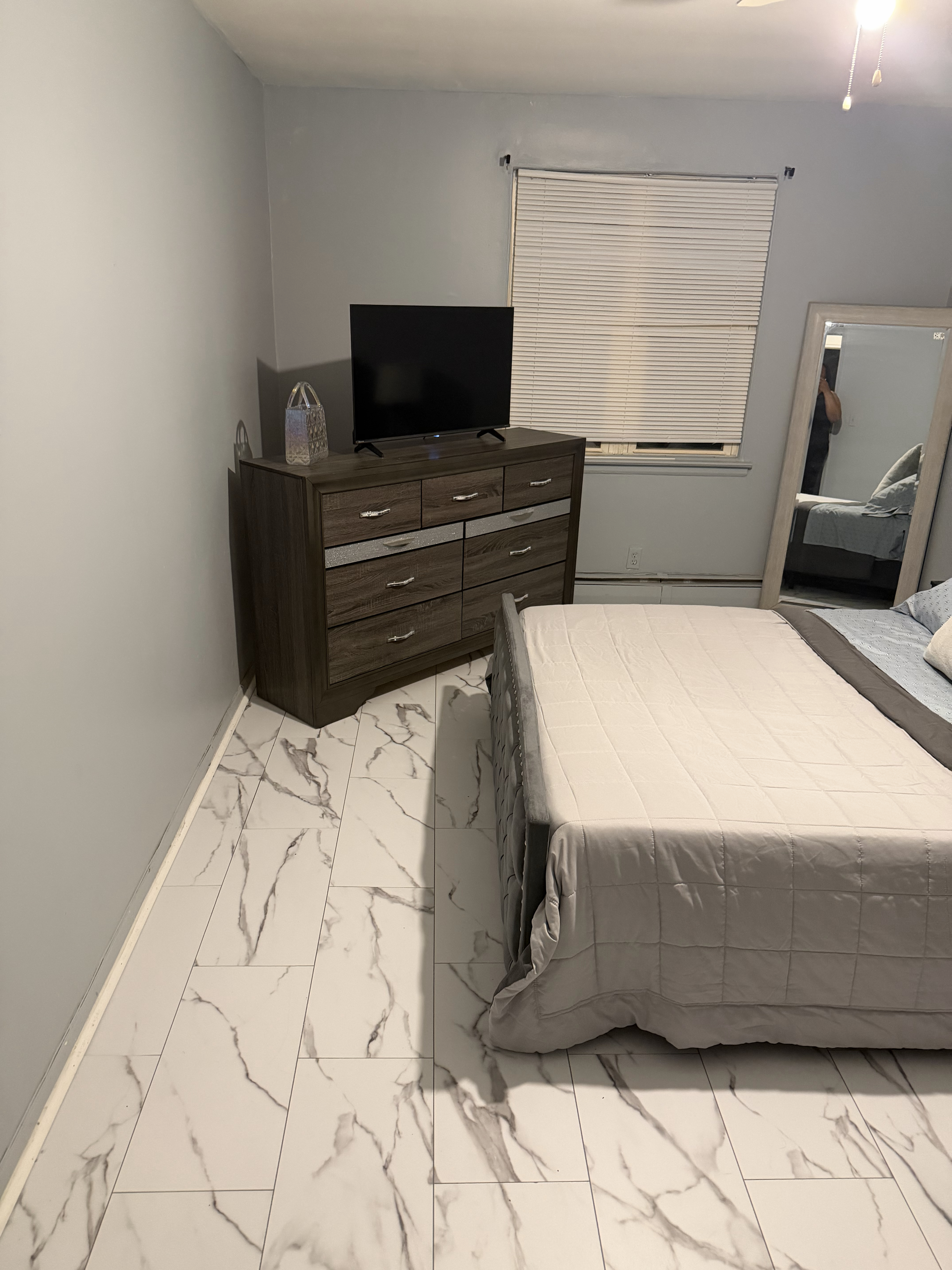 Spacious 1 Bedroom, 1-Bath Apartment - Convenient Location - Photo 6
