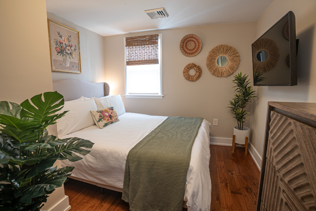 Cozy Getaway Mins from Kingston - Photo 11