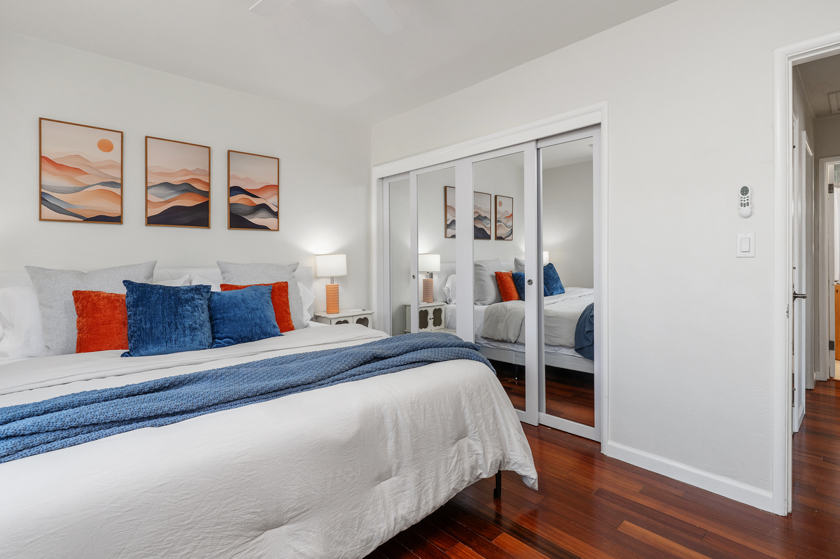Welcome to the Good Life - A Bay Park Cottage Home - Photo 3
