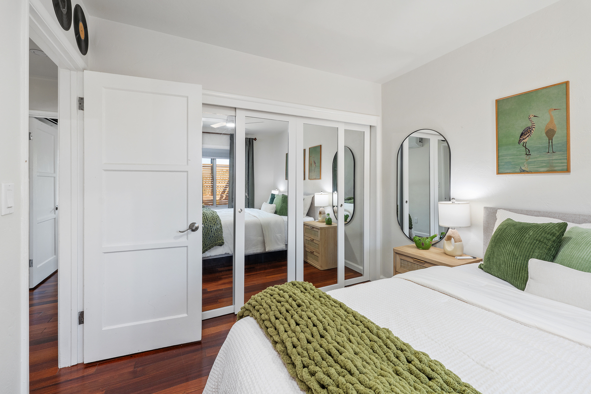 Welcome to the Good Life - A Bay Park Cottage Home - Photo 6
