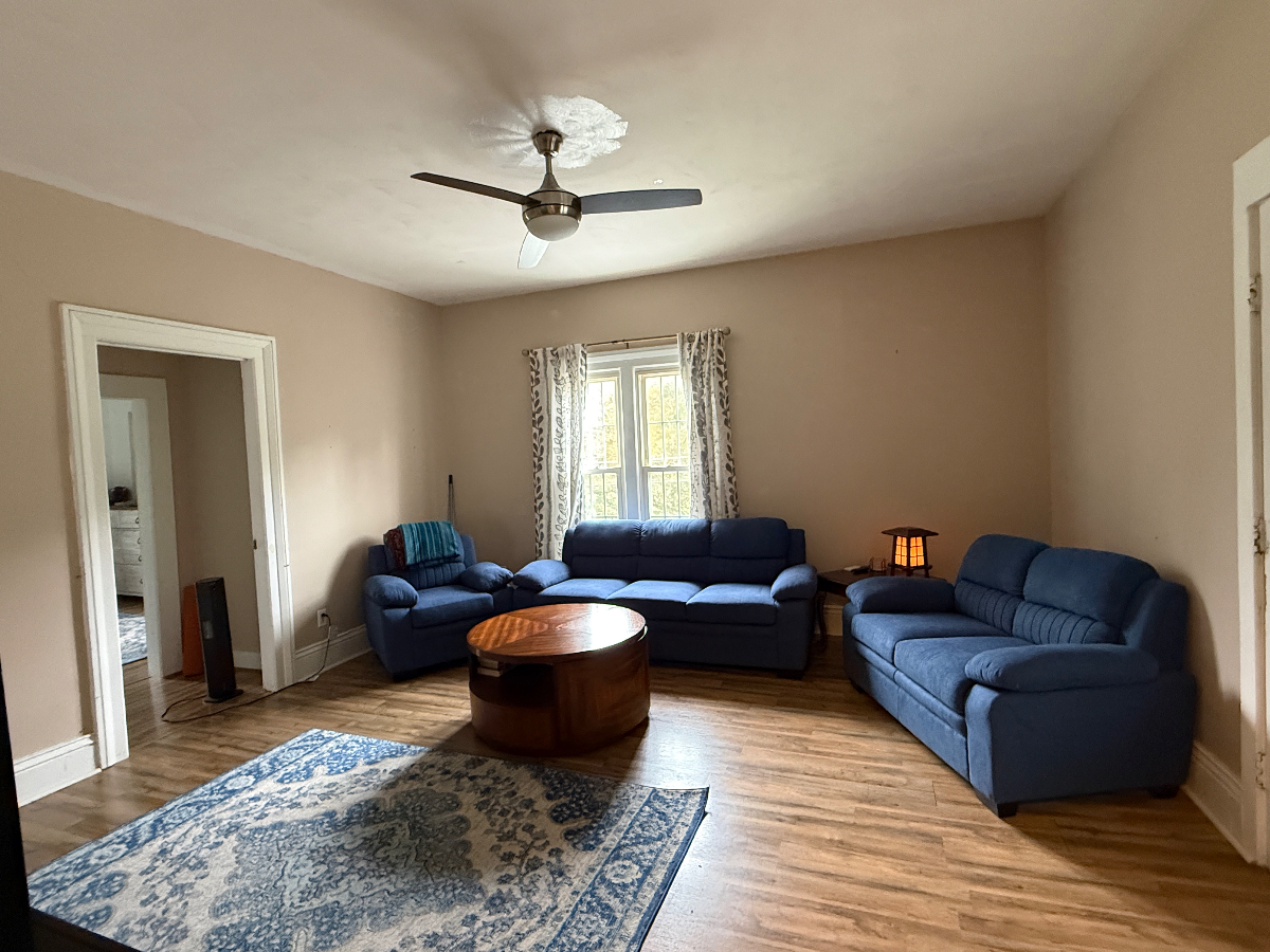 Sunny and Spacious Apartment - Photo 5