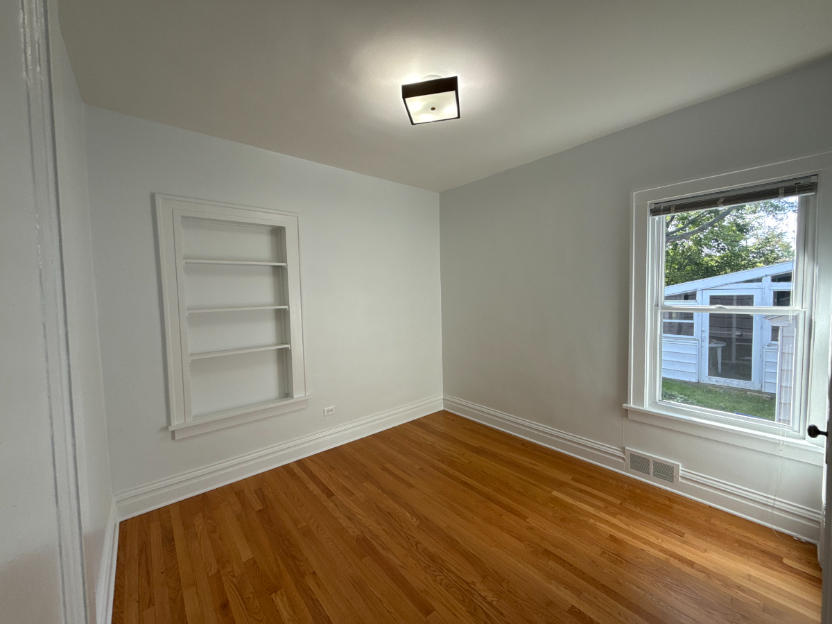 Sunlit & Quiet 4BR Home Near Upstate Med & SU - Utilities, AC & Wi-Fi Included - Photo 9