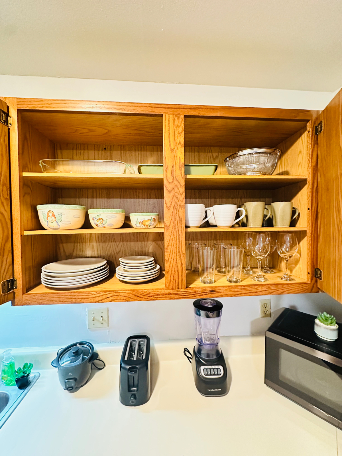 Cozy 2 bedroom apartment 12 mins from SYR Airport and Destiny USA mall - fully furnished , can be re - Photo 12
