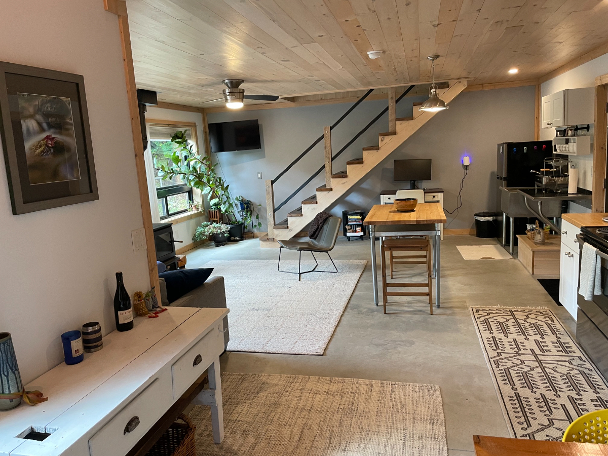 Peaceful Scandinavian Style Chalet - Photo 5