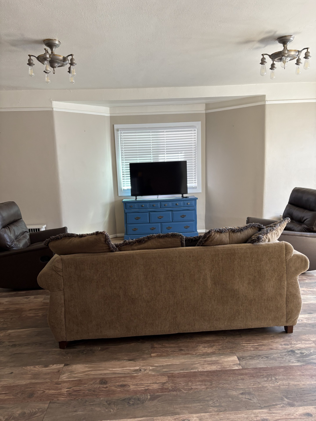 Prime location, Great Space, Ready for you! - Photo 4