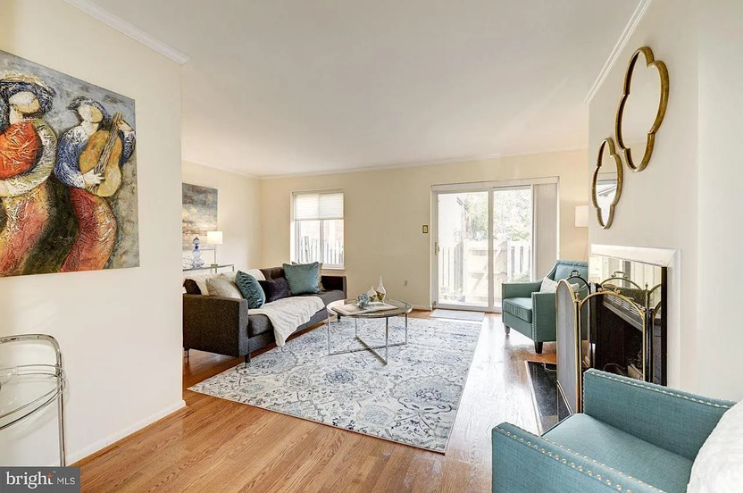 Spacious 4BR-3.5BA House w/ Parking, Fenced Patio | Walk to Metro & Downtown Takoma and Silver Sprin - Photo 12