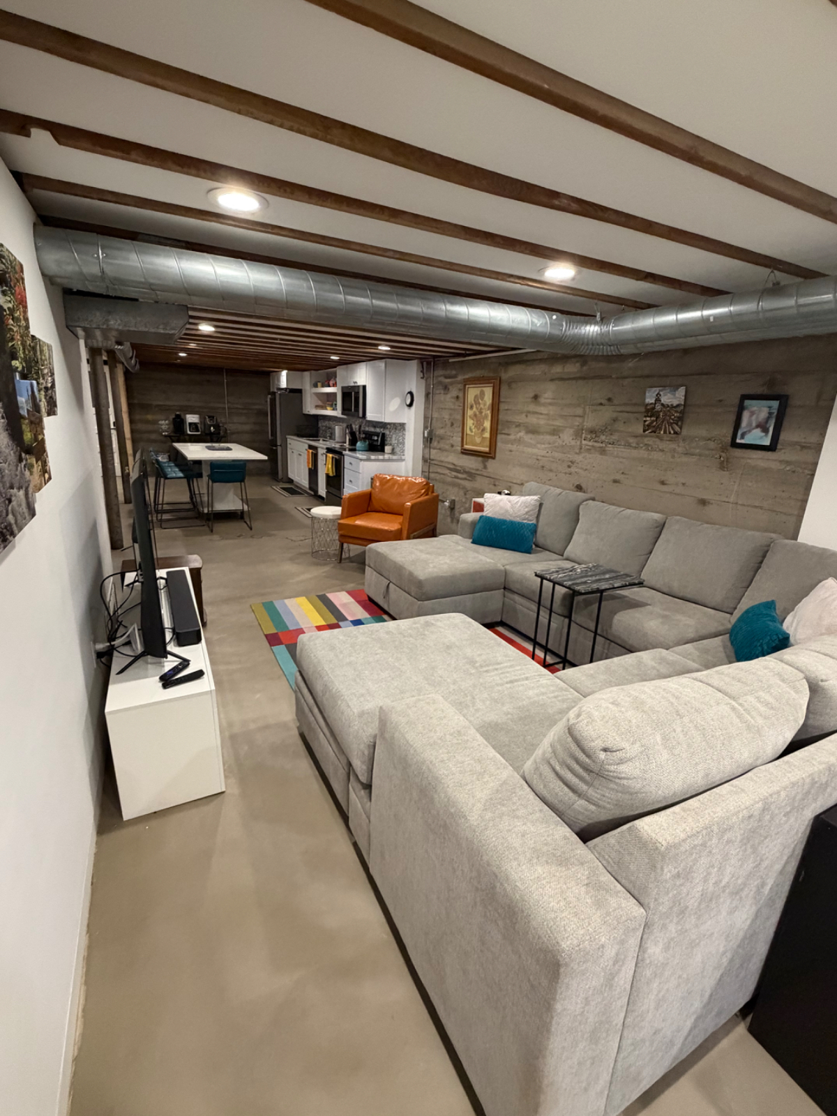 Hidden Gem basement apartment - Photo 3