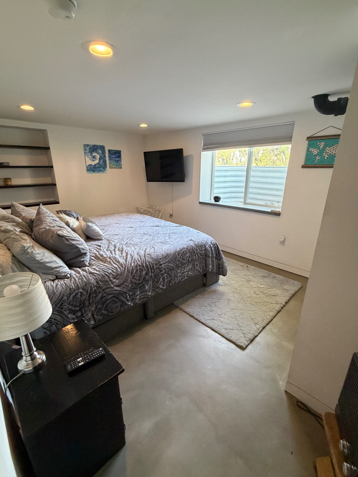 Hidden Gem basement apartment - Photo 2