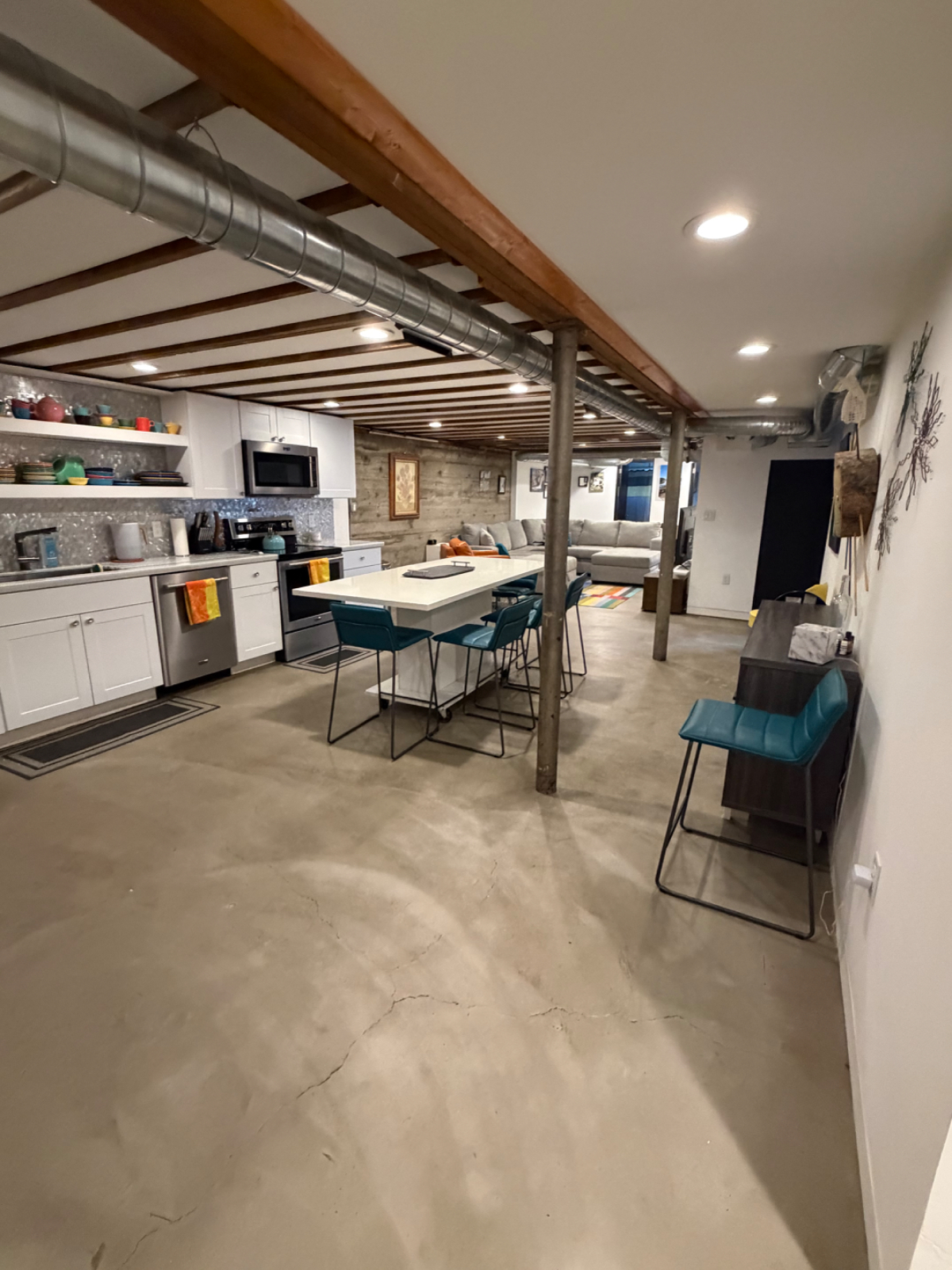 Hidden Gem basement apartment - Photo 7