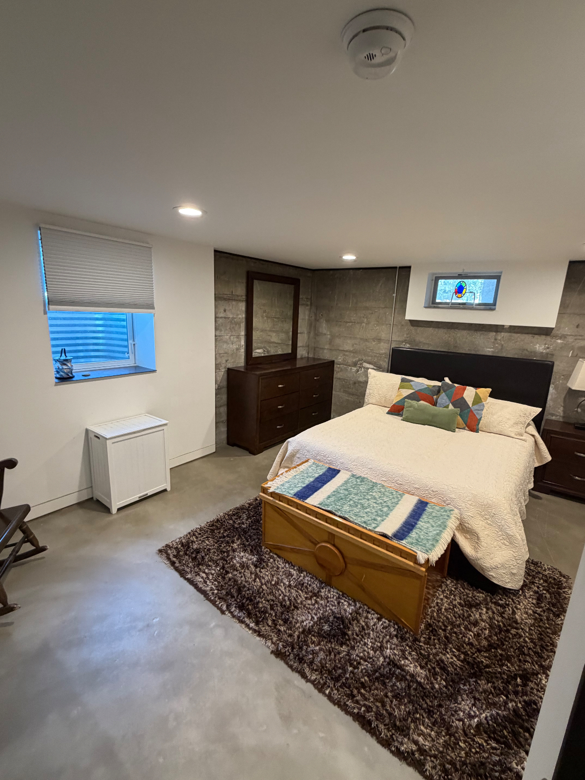 Hidden Gem basement apartment - Photo 10
