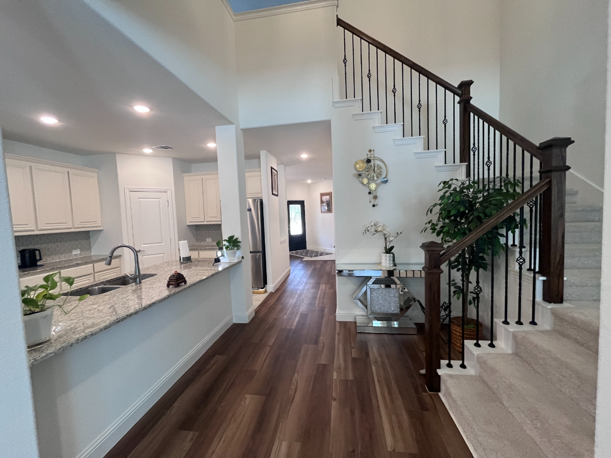 Move-in Ready Furnished 5Bed/3.5Bath in Commerce TX - Photo 8
