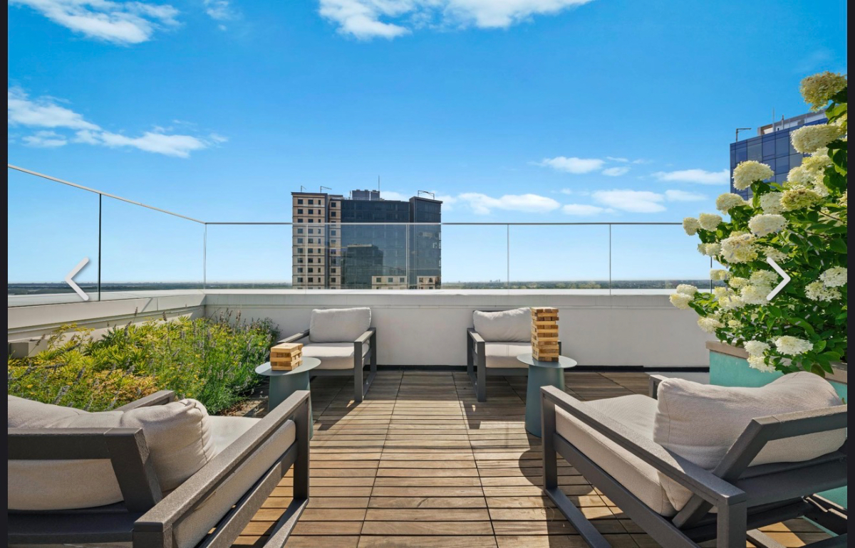 Luxury apartment living 30 minutes from NYC by train - Photo 11