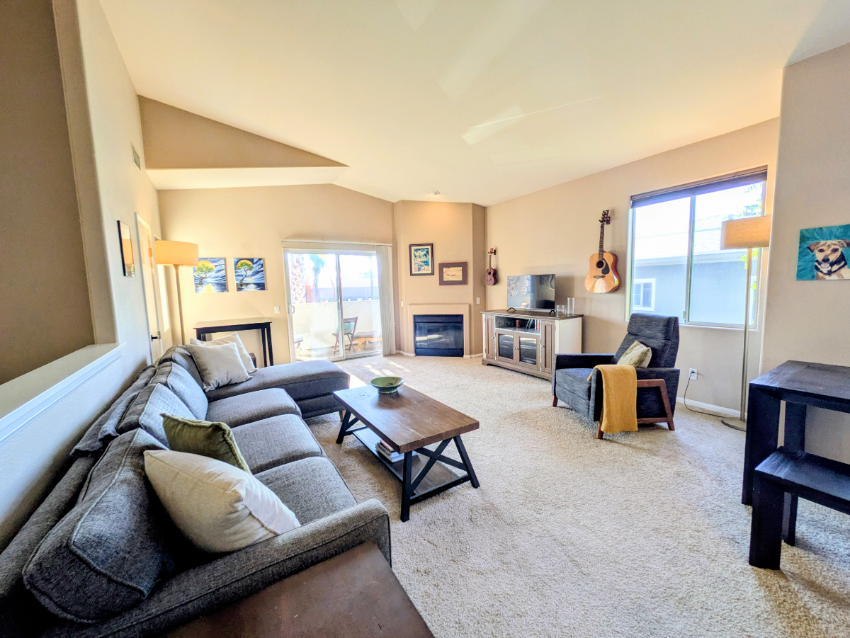 Walkable North Park Gem - Dual King Suites, Garage Parking, Gym, Dog-Friendly - Photo 1