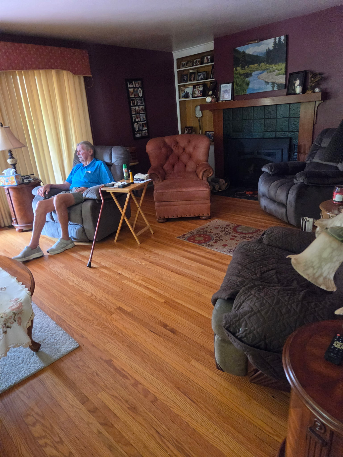 Cozy 2-bedroom house in pleasant East Aurora with AC and fitness room - Photo 7