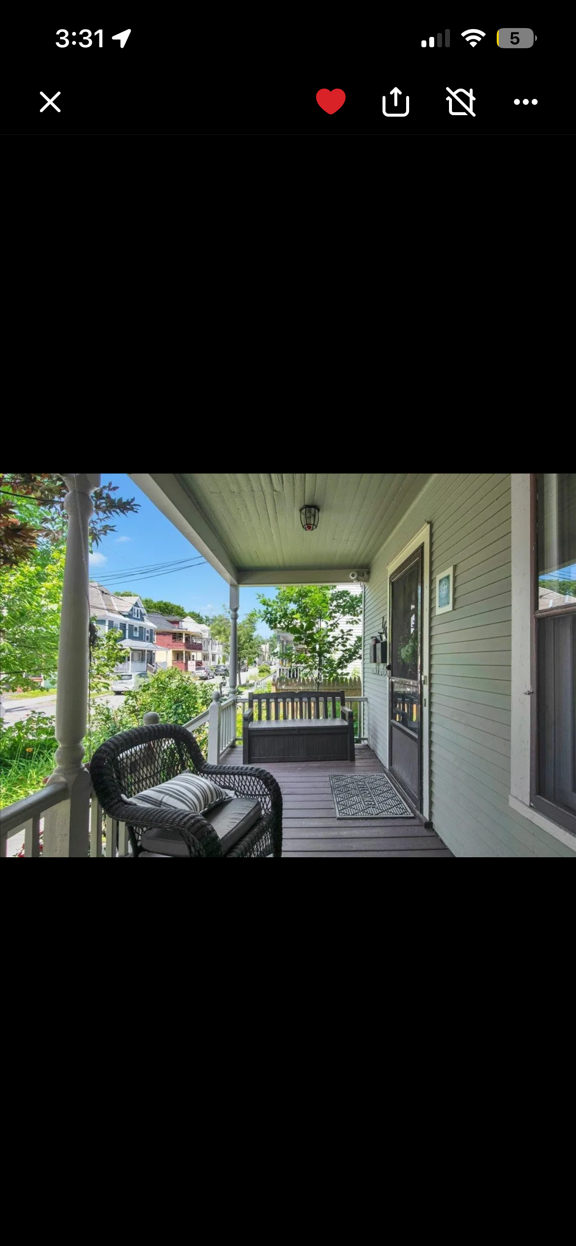 Beautiful 3BR 2.5BA Home | Three Levels | Dedicated Office | Walk to UVM and Church St - Photo 2