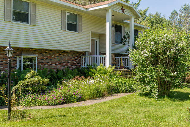 Quiet Room in Peaceful Picturesque Rural Setting Close to All(2 rooms available 1 with private bath - Photo 1