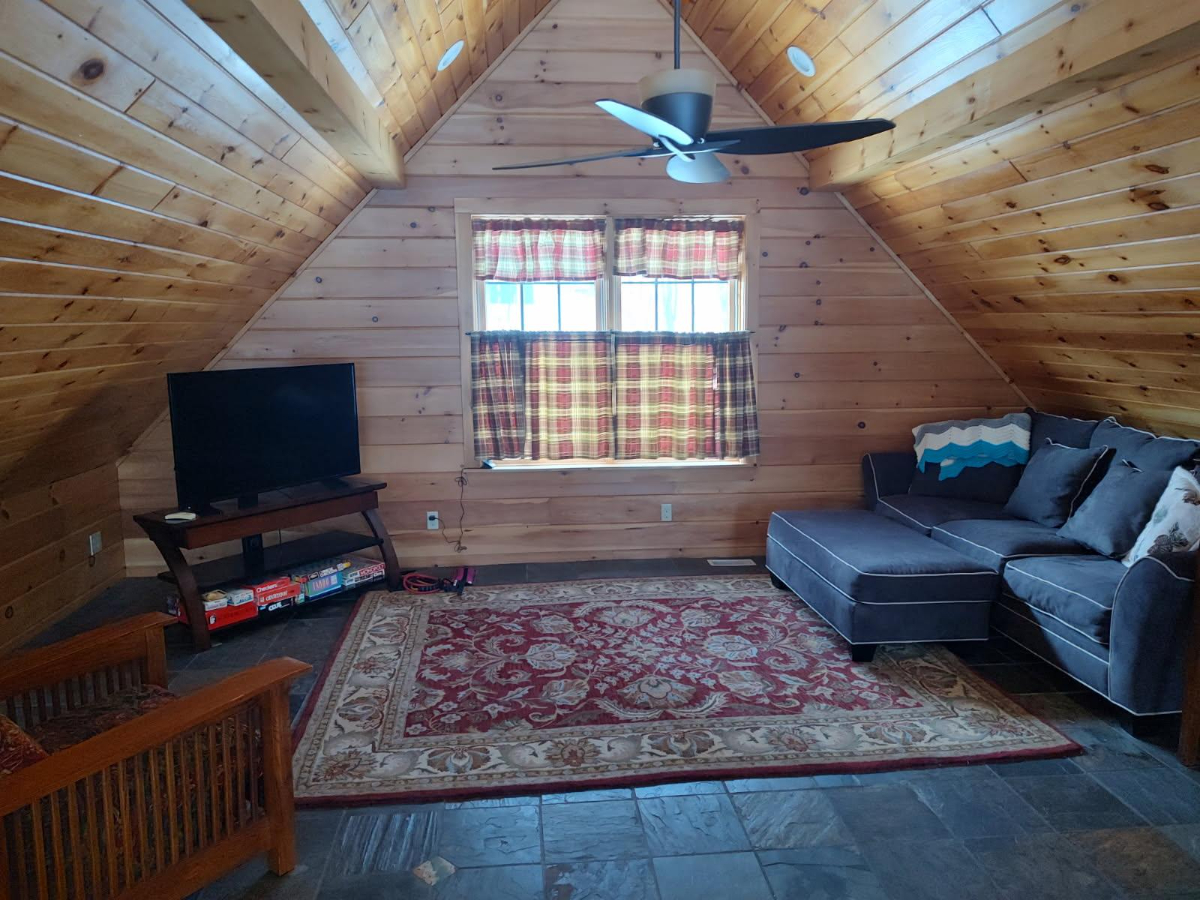 Relaxing Lake Retreat with Deck, Porch & Kayak Access - Photo 9
