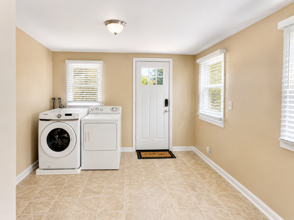 Furnished 2BR + Office | Walk to Downtown - Photo 5