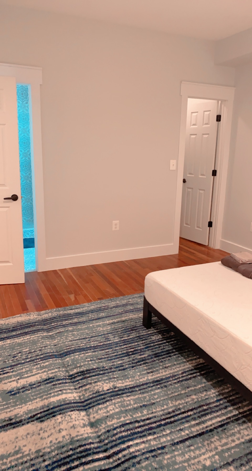 Modern Luxury Townhome with Capitol Views, Designer Finishes & Attached 2-Car Garage - Close to Metr - Photo 2