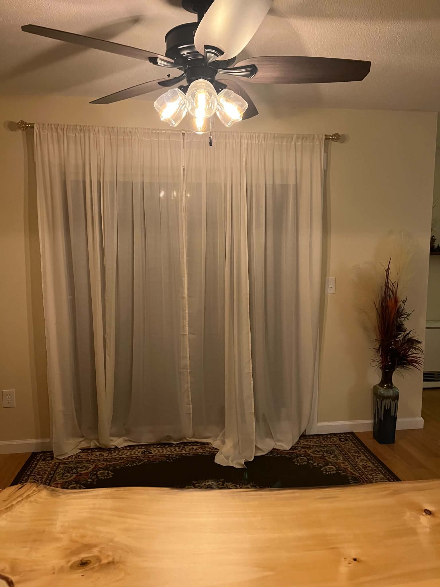 Pristine 2-bed 1 full bath condo quiet, safe upscale neighborhood - Photo 12
