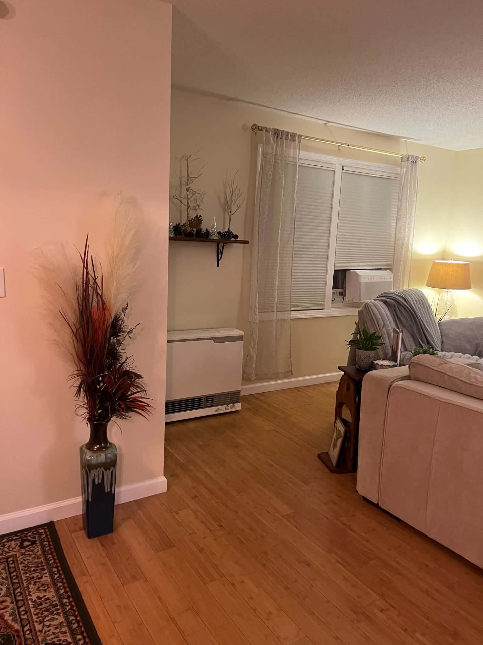 Pristine 2-bed 1 full bath condo quiet, safe upscale neighborhood - Photo 6